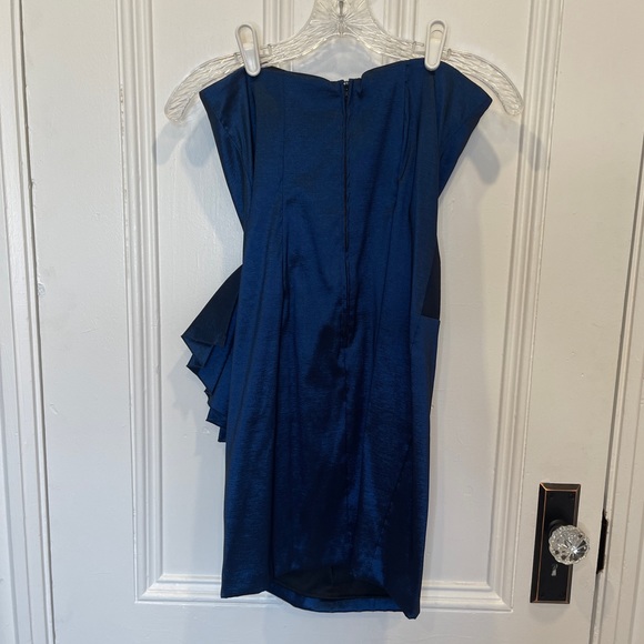 NWT Betsy & Adam Strapless Special Occasion Dress. Size 10 Petite - Picture 2 of 3